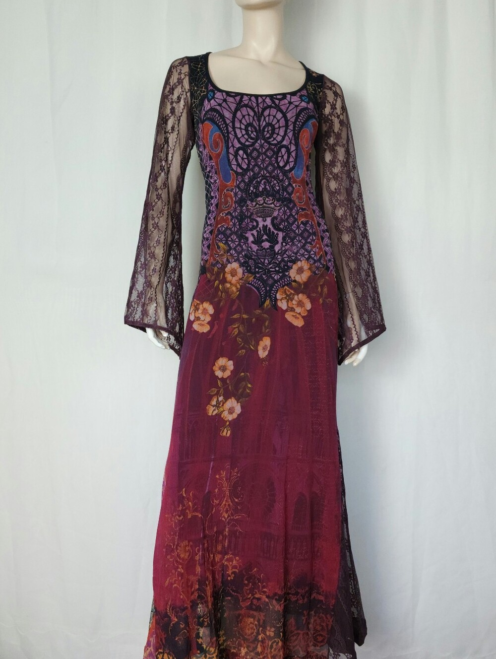 Save the Queen maxi dress M/L lace stained glass